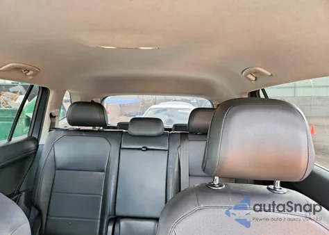 2020 Volkswagen Tiguan Se z USA, uszkodzony, nr VIN 3VV3B7AX7LM074191